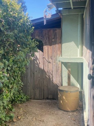 470 Clark St, Turlock CA 95380-5876 exterior