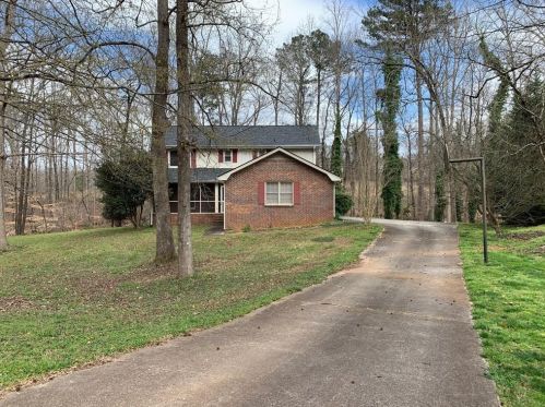 5020 Kurt Ln, Conyers, GA 30094-4730