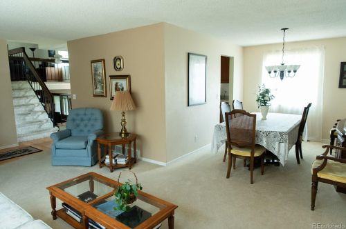 1715 Dawson Way, Aurora CO 80012-5707 exterior