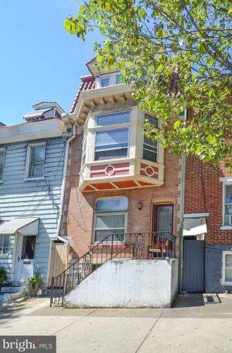 208 7th St, Allentown, PA 18102-4024
