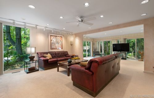 2740 Edgewood Ln, Bannockburn IL  60015-1617 exterior