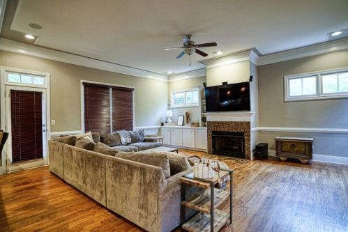 556 Moreland Ave, Atlanta GA  30307-1424 exterior