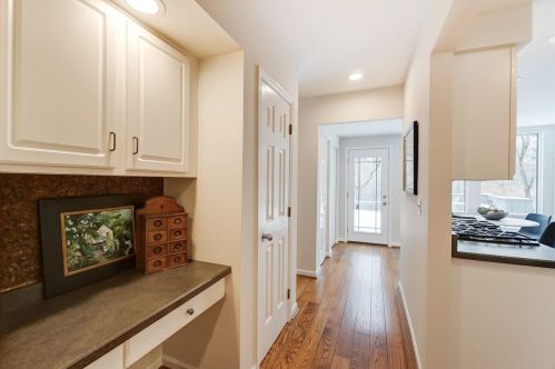 10790 Deerfield Rd, Cincinnati OH  45242-4237 exterior