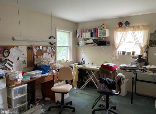 737 Village Rd, Lancaster PA  17602-1624 exterior