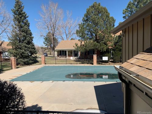 8672 Amherst Dr, Denver CO  80231-4049 exterior