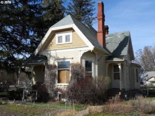 121 Delta St, Union, OR 97883-9323