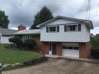 1581 Clark Rd, Charleston WV  25314-2336 exterior