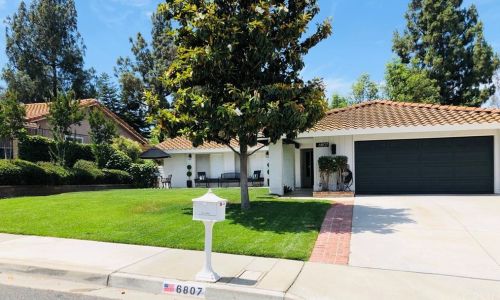 6807 Rycroft Dr, Riverside, CA 92506-5352