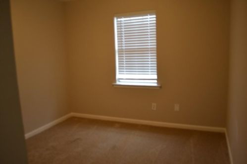 1790 Riverchase Cir, Conyers GA  30013-6501 exterior