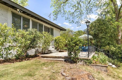 1903 Mcjenkin Dr, Atlanta GA  30345-3005 exterior