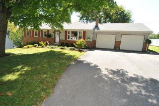 244 Brenneman Rd, Lancaster, PA 17603-9623