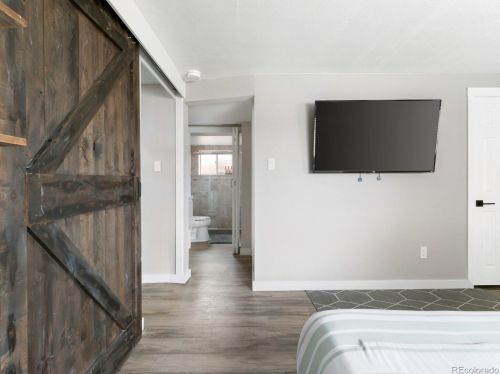 6505 54th Pl, Arvada CO  80002-3311 exterior