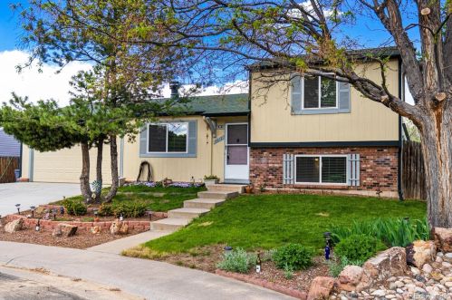 3612 Quintero St, Denver, CO 80013-3028