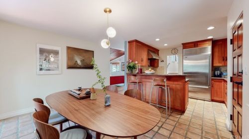 2471 Chevy Chase Dr, Glendale CA  91205-3085 exterior