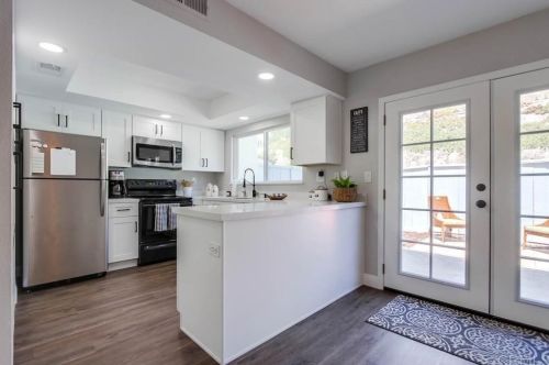 3643 Harvard Dr, Oceanside, CA 92056-4110