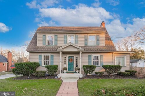 6554 Collins Ave, Camden NJ  08109-2446 exterior