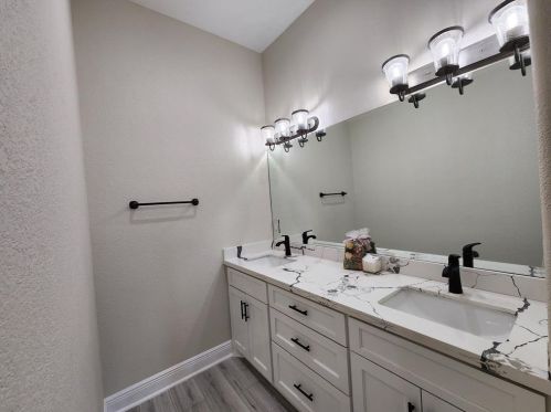 526 Angus Trl, Angleton TX 77515-9833 exterior