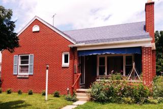 665 6th Ave, Lancaster, OH 43130-2454