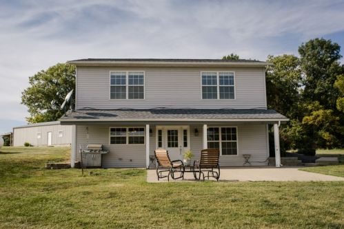5583 Fortman Ln, Foster Pond, IL 62298-2865