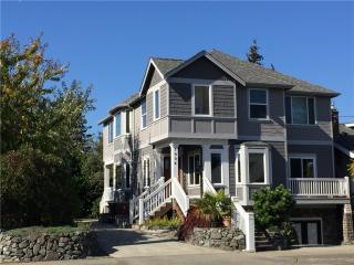 1904 Proctor St, Tacoma WA  98406-5330 exterior