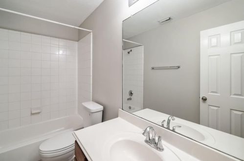 1030 Bahia Vis Dr, Richmond TX 77406-2850 exterior