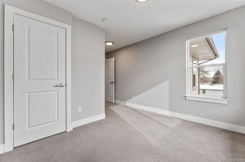 925 Raleigh St, Denver CO  80204-2955 exterior