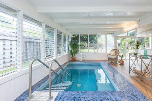 7136 Kamilo St, Honolulu HI  96825-1605 exterior
