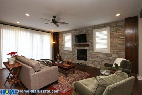 6907 Stonebrook Pkwy, Lincoln, NE 68521-6668