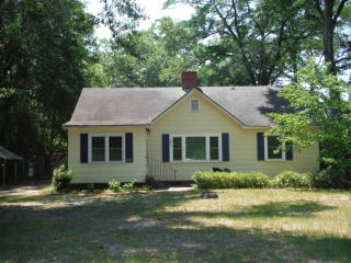 286 Austin Ave, Jesup, GA 31546-3650