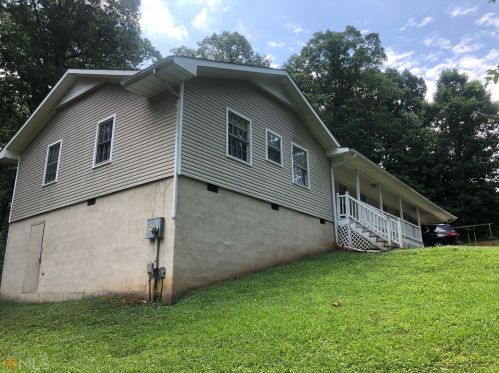 396 Miles Rd, Carrollton, GA 30116-8220