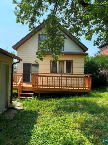 107 Eden Ln, Duluth, MN 55805-1533
