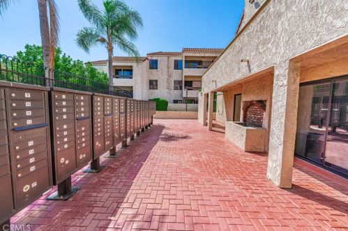 600 3rd St, Santa Ana CA  92701-5265 exterior