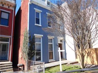 8 Harrison St, Richmond, VA 23220-4813