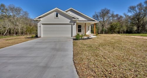 151 Machemehl Dr, Bellvue, TX 77418-1903