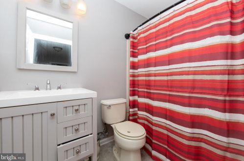 304 Coventry Way, Mount Laurel NJ  08054-6703 exterior