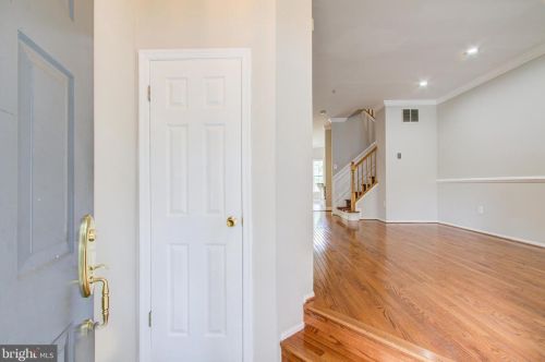 8406 Gold Sunset Way, Columbia, MD 21045-7407