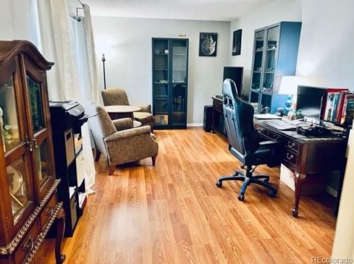 1985 Oakland Way, Aurora CO 80014-1108 exterior