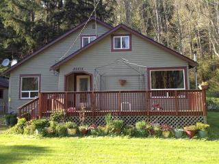 26615 Lower Burnett Rd, Buckley, WA 98321-9533