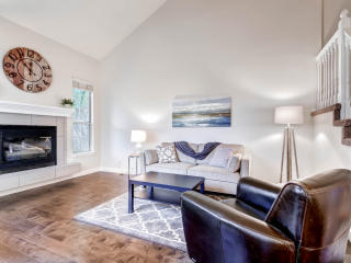 2896 Long Cir, Littleton CO  80120-8125 exterior