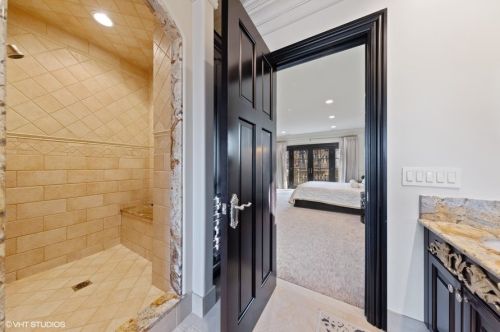 11315 77th St, Willowbrook IL  60527-6931 exterior