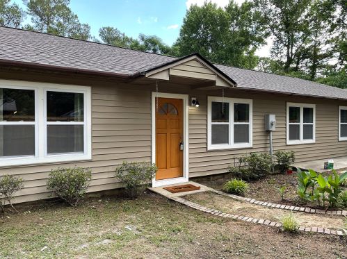 1434 Main St, Bonneau, SC 29431-5010