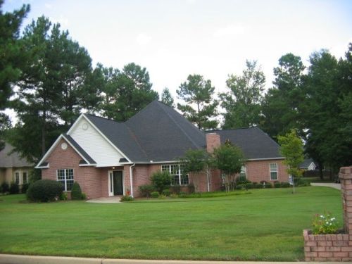 119 Glenda Dr, Bonaire, GA 31005-3565