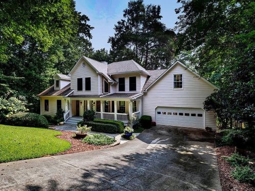 3703 Running Fox Dr, Marietta, GA 30062-1014