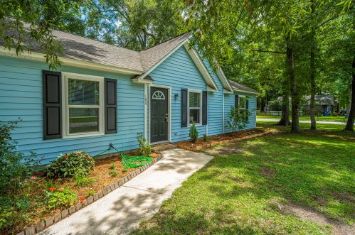180 Nightingale Ave, Ladson, SC 29456-5488