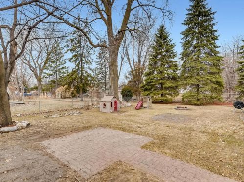 1911 Grant Rd, Saint Paul MN  55112 exterior