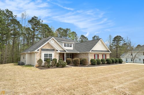 48 Hannah Way, Palmetto, GA 30268-8549