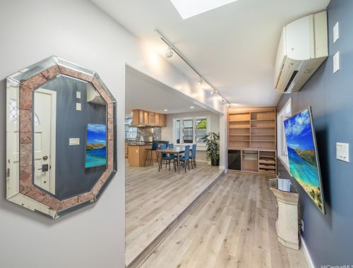 3504A-1 Wela St, Honolulu HI  96815-4380 exterior