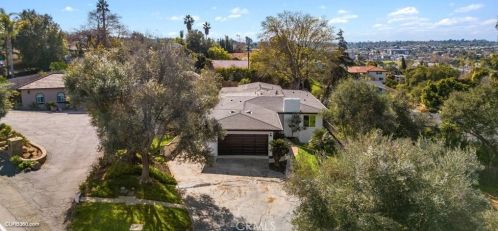 915 Alta Vista Dr, Vista CA  92084-5517 exterior