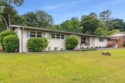 3364 Lilla Ln, Marietta, GA 30060-6330