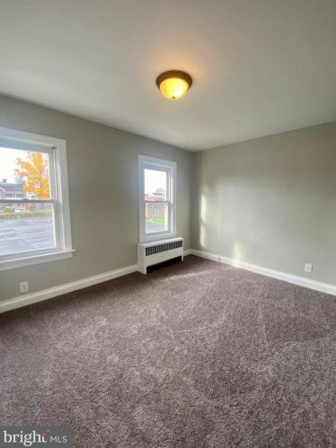 300 Walnut St, Hanover PA 17331-2536 exterior